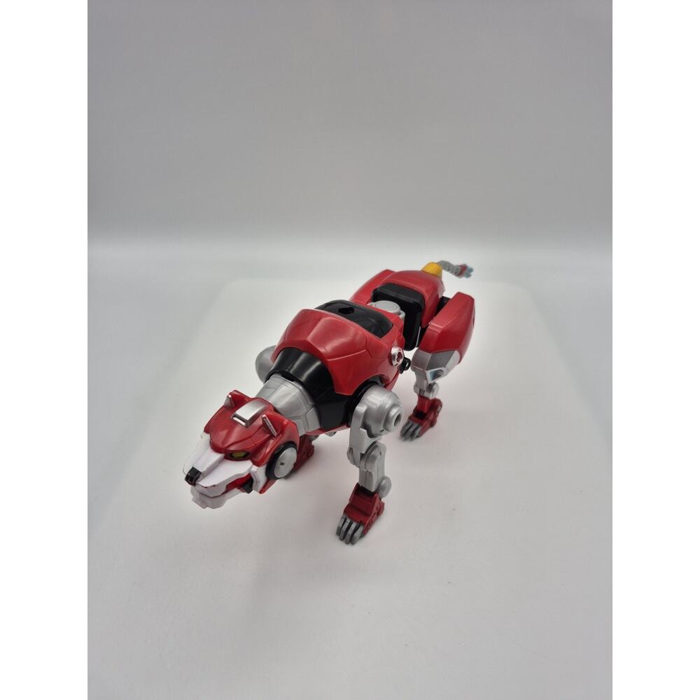 Voltron Legendary Defender Red Lion Basic Figure 2017 Playmates